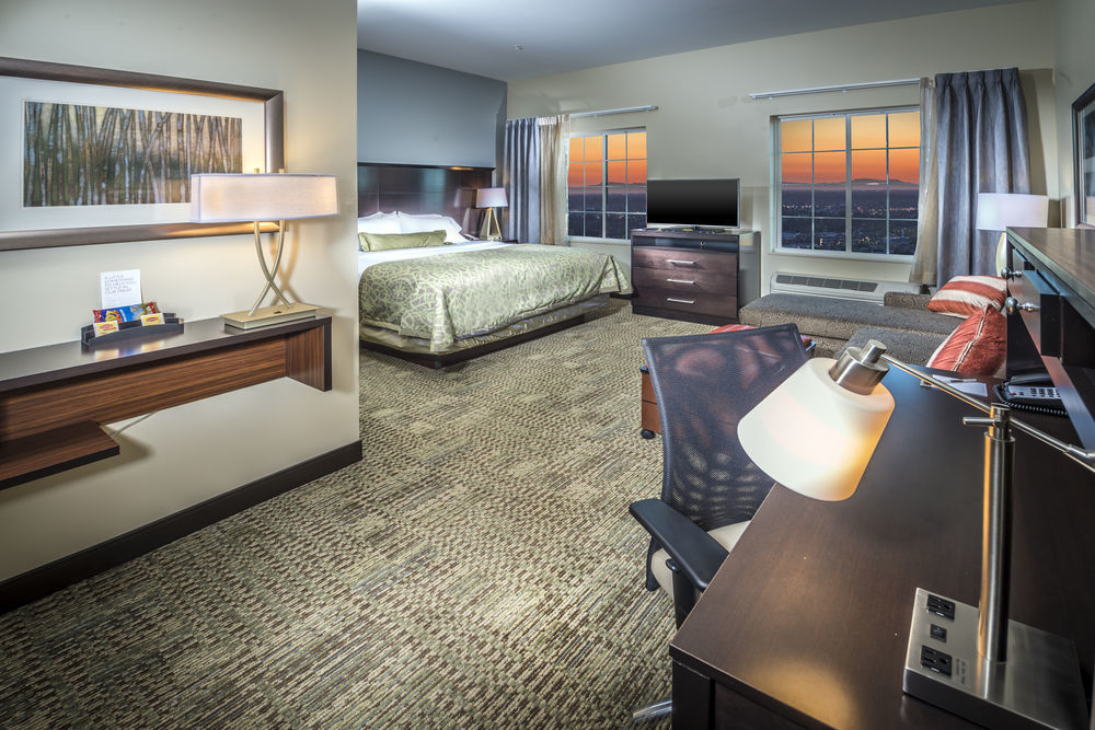 Staybridge Suites Corona South By Ihg Екстер'єр фото