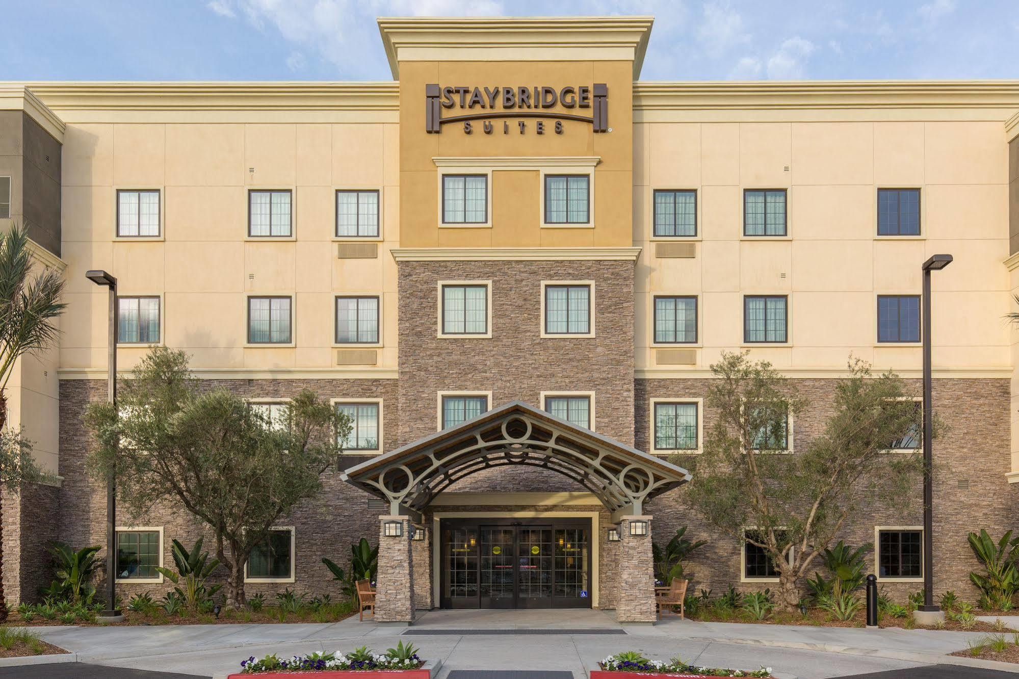 Staybridge Suites Corona South By Ihg Екстер'єр фото
