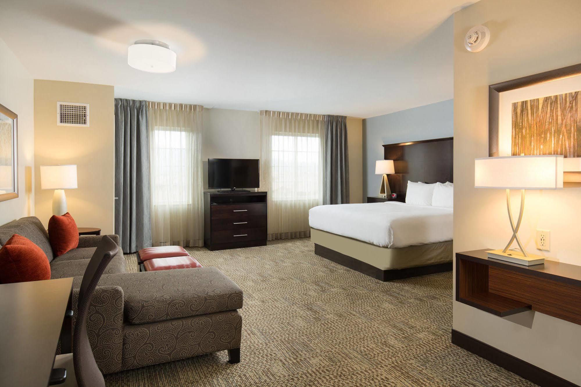 Staybridge Suites Corona South By Ihg Екстер'єр фото